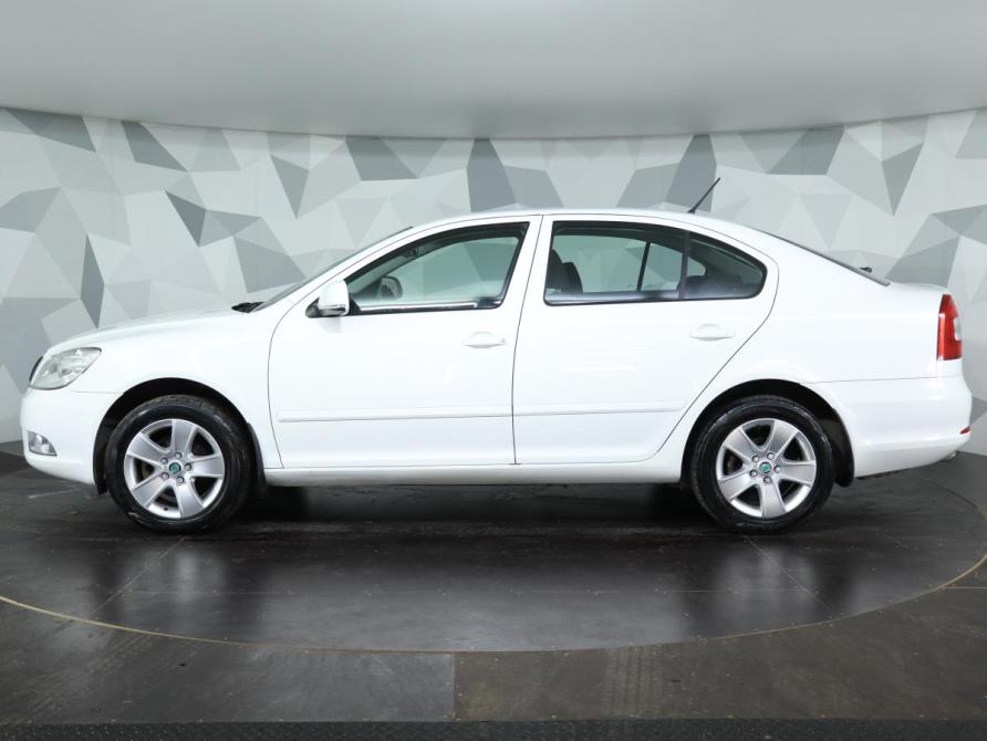 Skoda Octavia II (A5) Рестайлинг Москва  - изображение 8