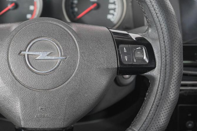 Opel Astra H Рестайлинг с пробегом 2008 года, цена 479 000 рублей, 256000 км, седан, Автокод Объявления