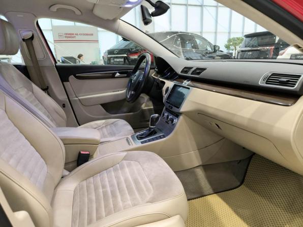 Volkswagen Passat B7 с пробегом 2013 года, цена 1 250 000 рублей, 199554 км, седан, Автокод Объявления