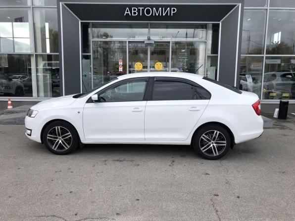 Skoda Rapid I с пробегом 2015 года, цена 999 000 рублей, 159081 км, седан, Автокод Объявления