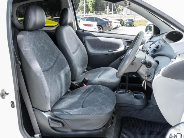 Toyota Vitz I (P10) с пробегом 2000 года, цена 439 000 рублей, 90152 км, хэтчбек, Автокод Объявления