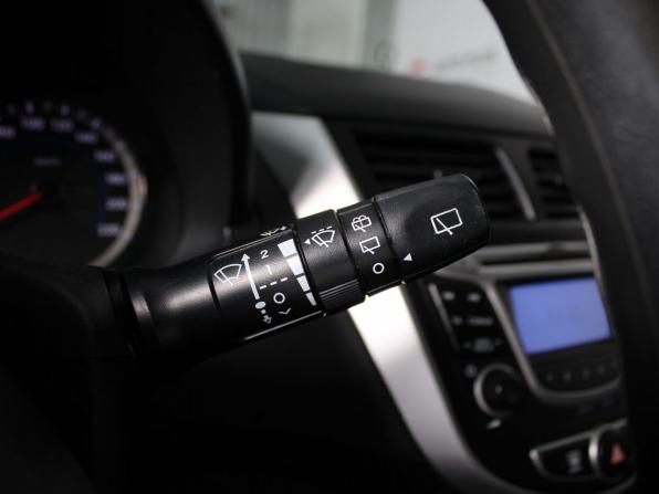 Hyundai Solaris I с пробегом 2013 года, цена 700 000 рублей, 188624 км, хэтчбек, Автокод Объявления