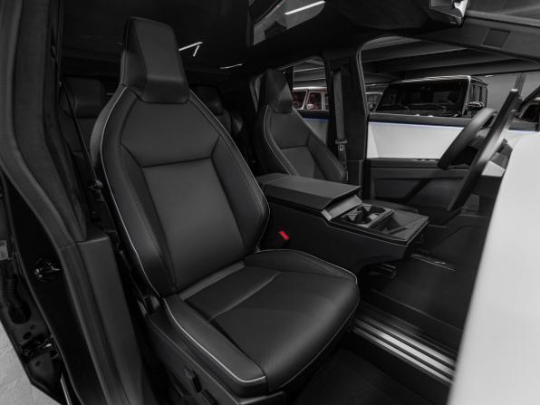 Tesla Cybertruck с пробегом 2024 года, цена 18 422 000 рублей, 317 км, пикап, Автокод Объявления