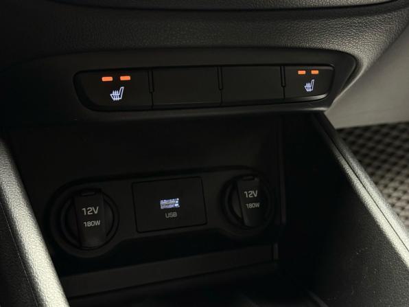 Hyundai Solaris II Рестайлинг с пробегом 2021 года, цена 1 614 000 рублей, 89760 км, седан, Автокод Объявления