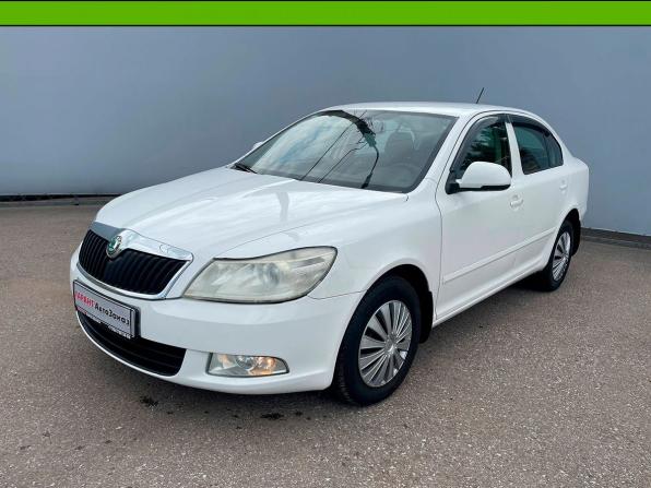 Skoda Octavia II (A5) Рестайлинг с пробегом 2012 года, цена 810 000 рублей, 239990 км, лифтбек, Автокод Объявления
