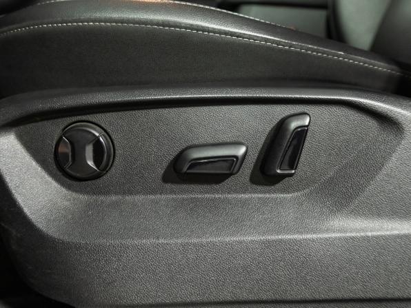 Volkswagen Teramont I с пробегом 2018 года, цена 2 499 700 рублей, 236003 км, внедорожник, Автокод Объявления