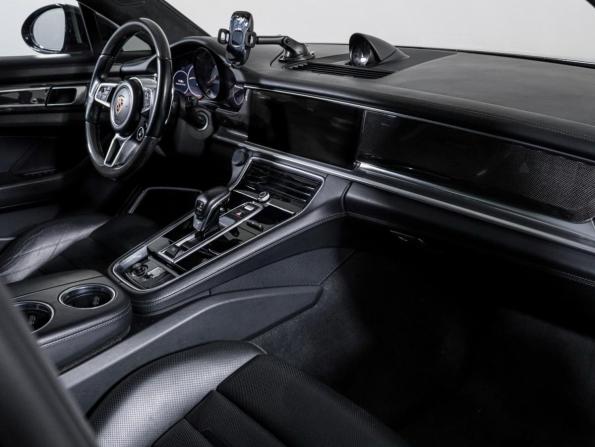 Porsche Panamera II с пробегом 2017 года, цена 7 471 302 рубля, 69653 км, лифтбек, Автокод Объявления