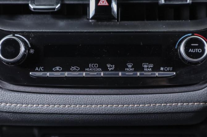 Toyota Corolla XII (E210) с пробегом 2021 года, цена 1 999 000 рублей, 99000 км, универсал, Автокод Объявления