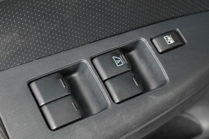 Nissan Note I Рестайлинг с пробегом 2012 года, цена 799 000 рублей, 124500 км, хэтчбек, Автокод Объявления