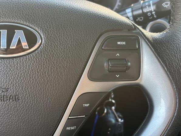 Kia Rio III Рестайлинг с пробегом 2015 года, цена 1 025 000 рублей, 160000 км, седан, Автокод Объявления
