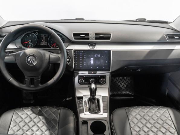 Volkswagen Passat B7 с пробегом 2011 года, цена 994 700 рублей, 171500 км, седан, Автокод Объявления