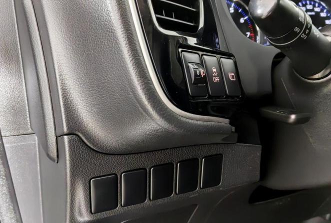Mitsubishi Outlander III Рестайлинг 2 с пробегом 2018 года, цена 1 870 000 рублей, 235730 км, внедорожник, Автокод Объявления