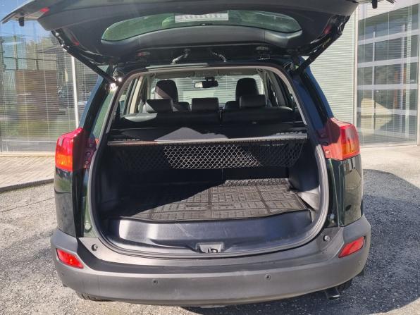 Toyota RAV4 IV (XA40) с пробегом 2013 года, цена 2 590 000 рублей, 102839 км, внедорожник, Автокод Объявления