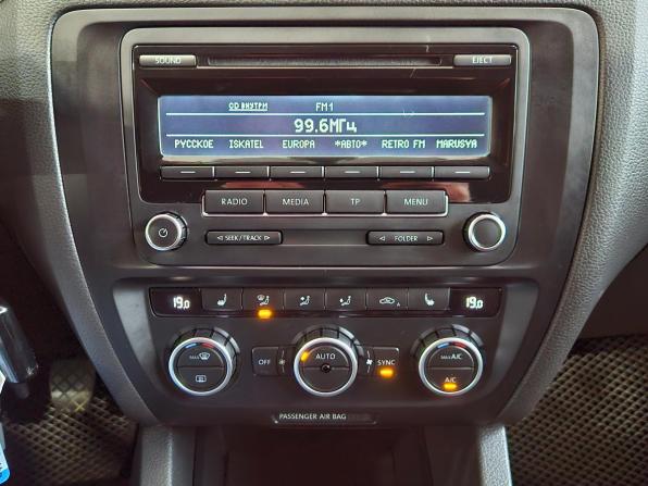 Volkswagen Jetta VI с пробегом 2012 года, цена 899 000 рублей, 186000 км, седан, Автокод Объявления