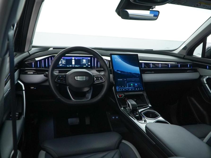 Geely Atlas II Москва  - изображение 6