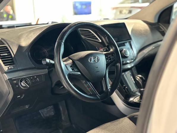 Hyundai i40 I с пробегом 2014 года, цена 1 050 000 рублей, 263900 км, седан, Автокод Объявления