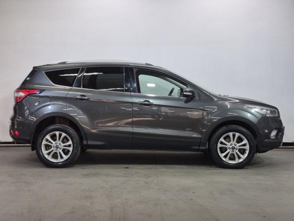 Ford Kuga II Рестайлинг с пробегом 2019 года, цена 1 750 000 рублей, 123459 км, внедорожник, Автокод Объявления