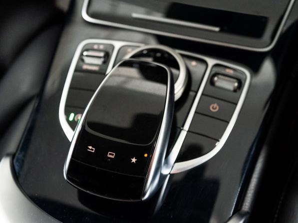 Mercedes-Benz C-Класс IV (W205) с пробегом 2018 года, цена 2 000 000 рублей, 63404 км, седан, Автокод Объявления