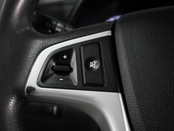Hyundai Solaris I с пробегом 2012 года, цена 799 000 рублей, 191478 км, хэтчбек, Автокод Объявления