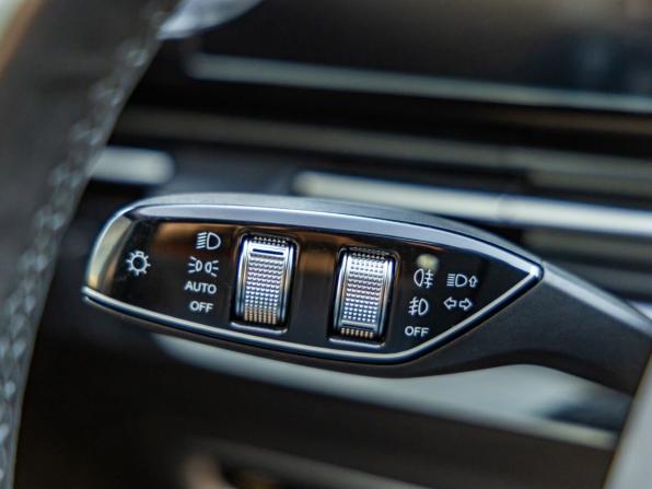Omoda C5 I с пробегом 2022 года, цена 1 698 000 рублей, 48365 км, внедорожник, Автокод Объявления