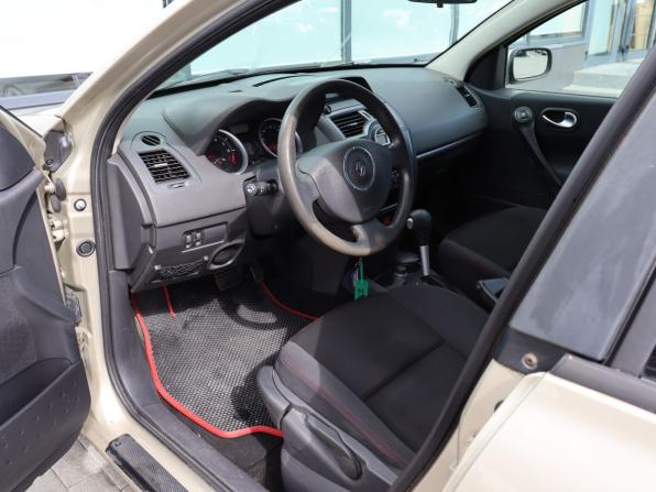 Renault Megane II Рестайлинг с пробегом 2007 года, цена 369 000 рублей, 160213 км, седан, Автокод Объявления