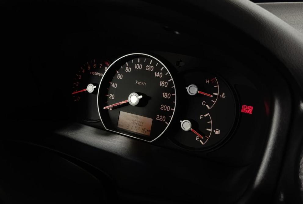 Kia Carens II (UN) Волгоград  - изображение 12