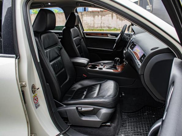 Volkswagen Touareg II с пробегом 2010 года, цена 1 850 000 рублей, 269367 км, внедорожник, Автокод Объявления