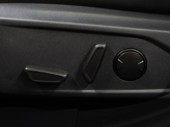 Ford Mustang Mach-E I с пробегом 2021 года, цена 4 349 000 рублей, 65191 км, внедорожник, Автокод Объявления
