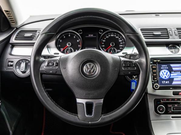 Volkswagen Passat B7 с пробегом 2011 года, цена 828 000 рублей, 182753 км, седан, Автокод Объявления