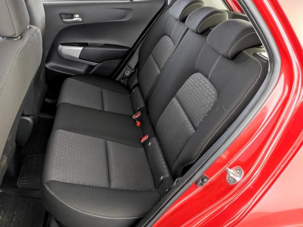 Kia Picanto III с пробегом 2018 года, цена 1 270 000 рублей, 92445 км, хэтчбек, Автокод Объявления
