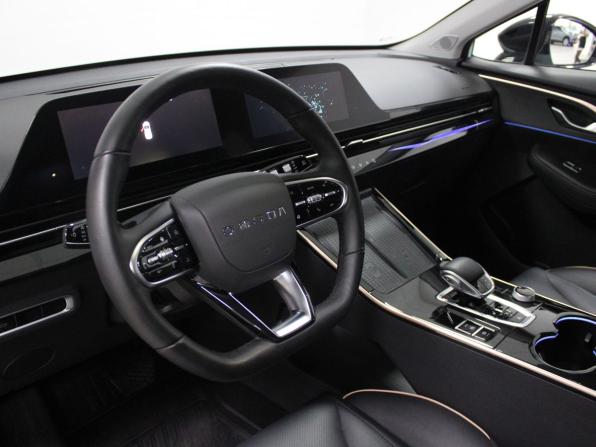 Omoda C5 I с пробегом 2023 года, цена 1 969 900 рублей, 32405 км, внедорожник, Автокод Объявления