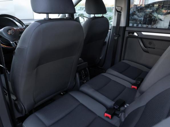 Volkswagen Touran I Рестайлинг 2 с пробегом 2011 года, цена 898 000 рублей, 256000 км, компактвэн, Автокод Объявления