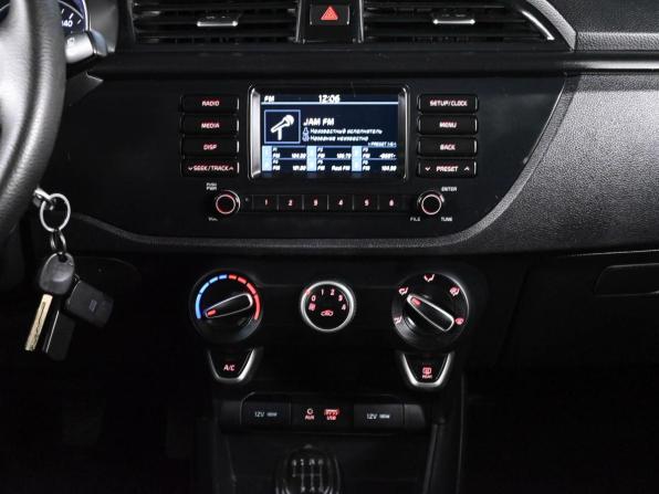 Kia Rio IV с пробегом 2017 года, цена 1 360 000 рублей, 152500 км, хэтчбек, Автокод Объявления