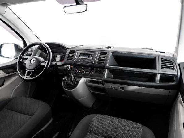 Volkswagen Caravelle T6 с пробегом 2018 года, цена 2 999 000 рублей, 256770 км, минивэн, Автокод Объявления