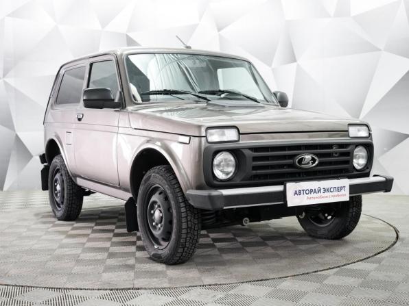 Lada (ВАЗ) Niva Legend с пробегом 2024 года, цена 989 000 рублей, 8000 км, внедорожник, Автокод Объявления