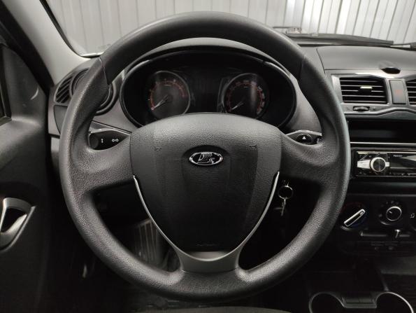 Lada (ВАЗ) Granta I Рестайлинг с пробегом 2023 года, цена 760 000 рублей, 27000 км, седан, Автокод Объявления