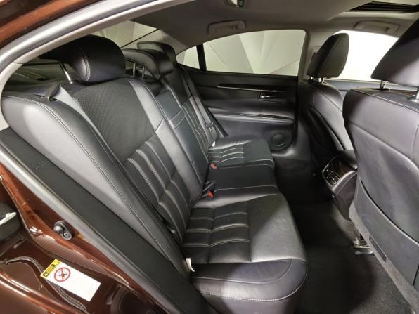 Lexus ES VI Рестайлинг с пробегом 2016 года, цена 2 849 000 рублей, 117560 км, седан, Автокод Объявления