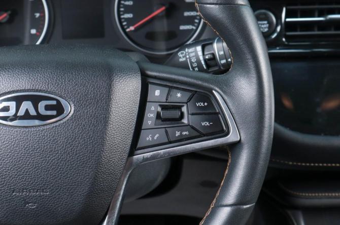 JAC JS4 с пробегом 2022 года, цена 1 559 000 рублей, 41000 км, внедорожник, Автокод Объявления