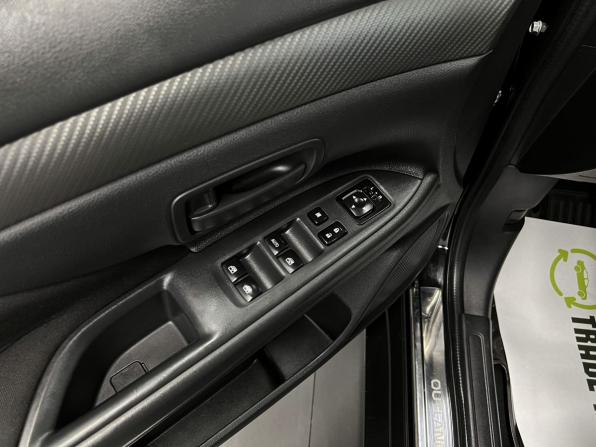 Mitsubishi Outlander III Рестайлинг 2 с пробегом 2016 года, цена 1 545 000 рублей, 231442 км, внедорожник, Автокод Объявления