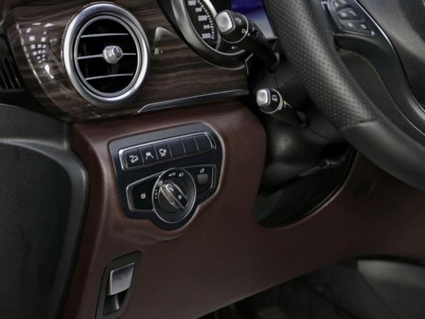 Mercedes-Benz V-Класс III (W447) с пробегом 2017 года, цена 2 999 000 рублей, 97658 км, минивэн, Автокод Объявления