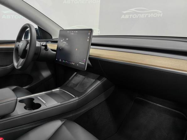 Tesla Model Y I с пробегом 2022 года, цена 4 300 000 рублей, 19000 км, внедорожник, Автокод Объявления