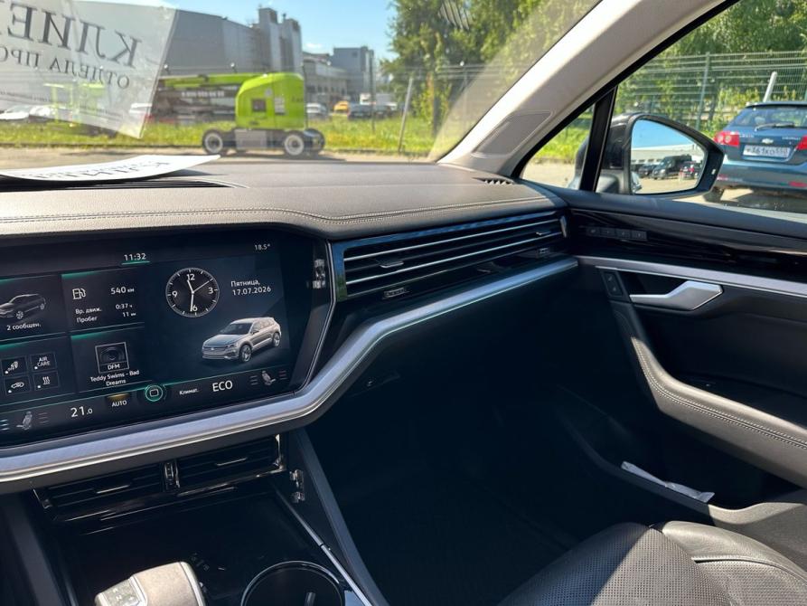 Volkswagen Touareg III Москва  - изображение 28