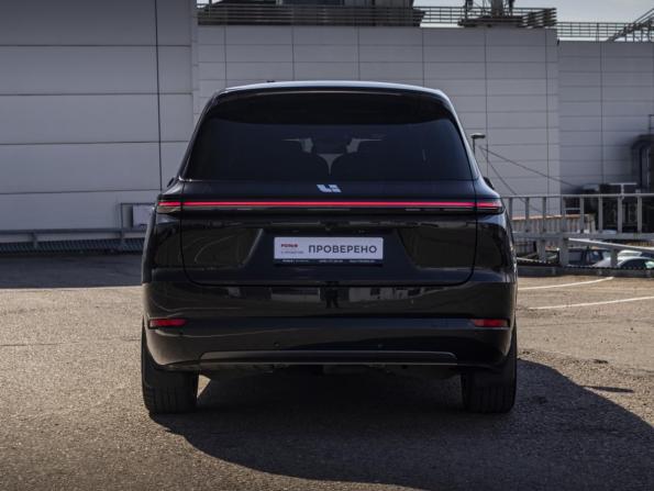 Li Auto (Lixiang) L9 I с пробегом 2023 года, цена 5 899 000 рублей, 39450 км, внедорожник, Автокод Объявления