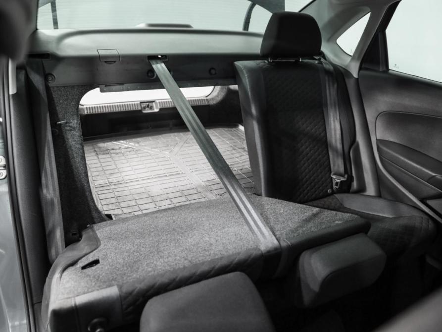 Volkswagen Polo V Рестайлинг Санкт-Петербург  - изображение 21