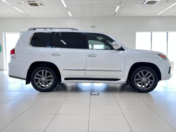 Lexus LX III Рестайлинг с пробегом 2014 года, цена 4 250 000 рублей, 211000 км, внедорожник, Автокод Объявления