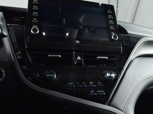 Toyota Camry VIII (XV70) Рестайлинг с пробегом 2021 года, цена 3 599 995 рублей, 47438 км, седан, Автокод Объявления