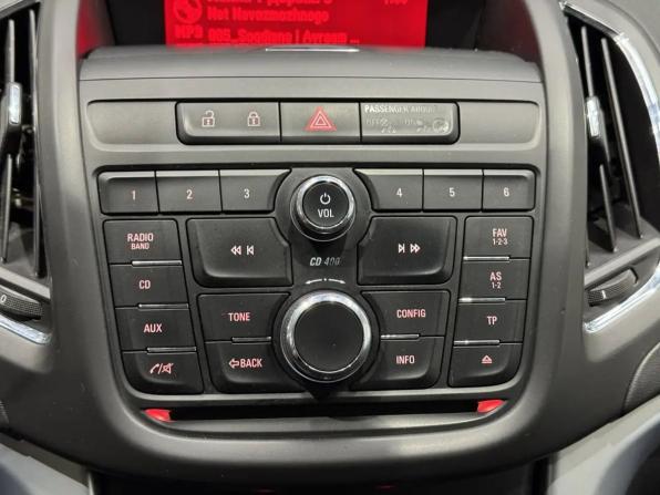 Opel Zafira C с пробегом 2012 года, цена 839 000 рублей, 230000 км, компактвэн, Автокод Объявления