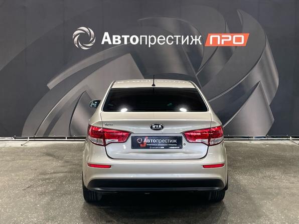 Kia Rio III Рестайлинг с пробегом 2015 года, цена 729 000 рублей, 134648 км, седан, Автокод Объявления