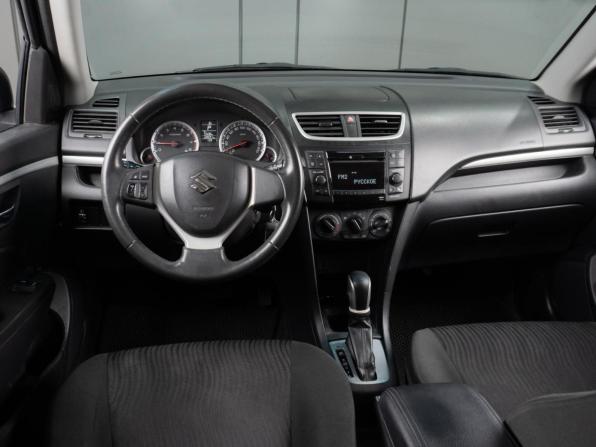 Suzuki Swift IV с пробегом 2013 года, цена 950 000 рублей, 128091 км, хэтчбек, Автокод Объявления