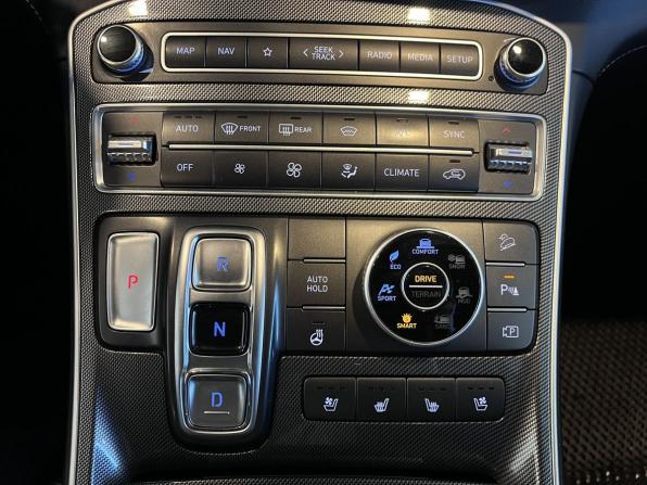 Hyundai Santa Fe IV Рестайлинг с пробегом 2021 года, цена 4 040 000 рублей, 91426 км, внедорожник, Автокод Объявления